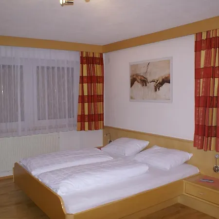 Värdshus Hirschen 2*