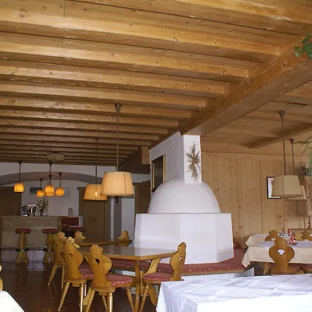 Inn Hirschen 2*