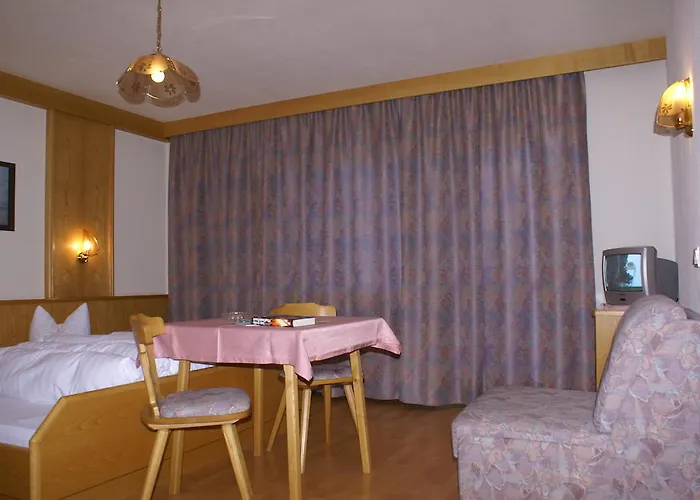 赫斯臣宾馆 文斯