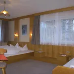 Hirschen Han/Misafirhane 2*